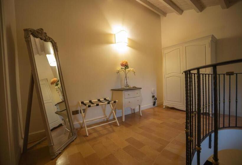Люкс Повышенной Комфортности, Villa Nena