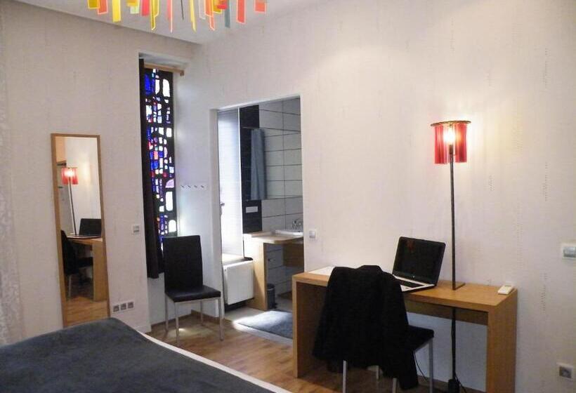 Номер Superior, Brit Hotel Roanne   Le Grand Hôtel