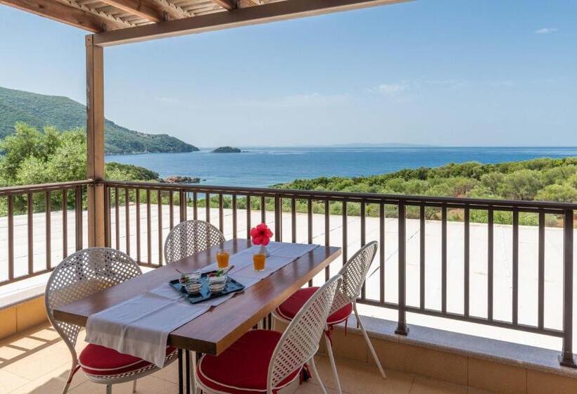 Студия Стандарт Вид на Море, 3aktes Suites & Studios