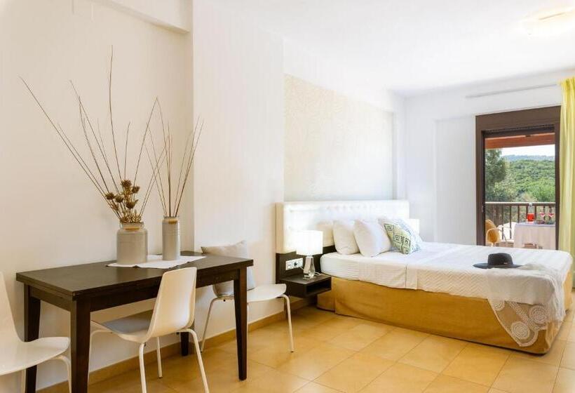 Студия Стандарт Вид на Море, 3aktes Suites & Studios