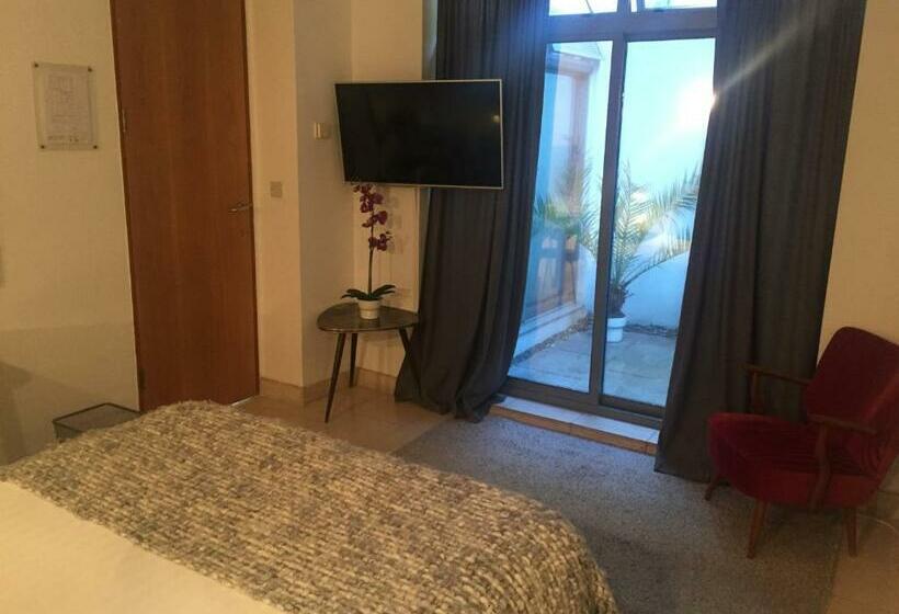 Quarto Standard Cama King, The Luxury Inn