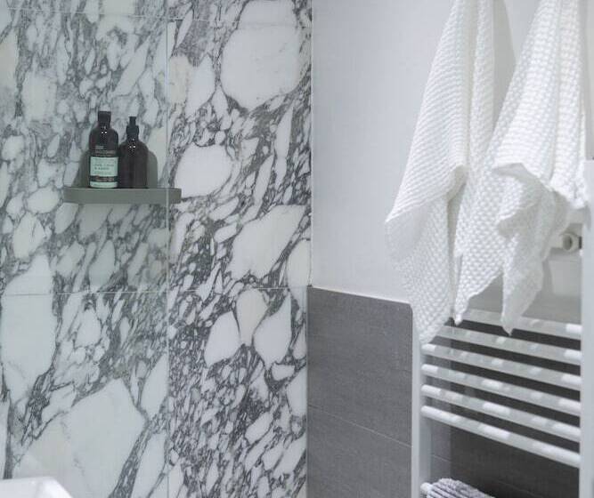 Quarto standard, The Luxury Inn