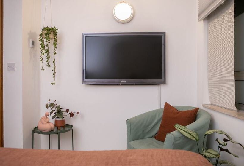 Quarto standard, The Luxury Inn