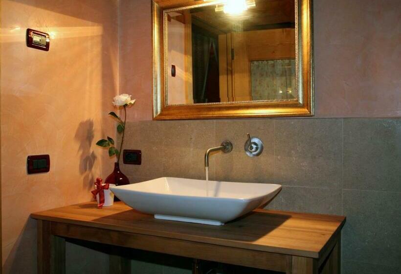 带按摩功能的小型套房, La Quiete Bed & Breakfast