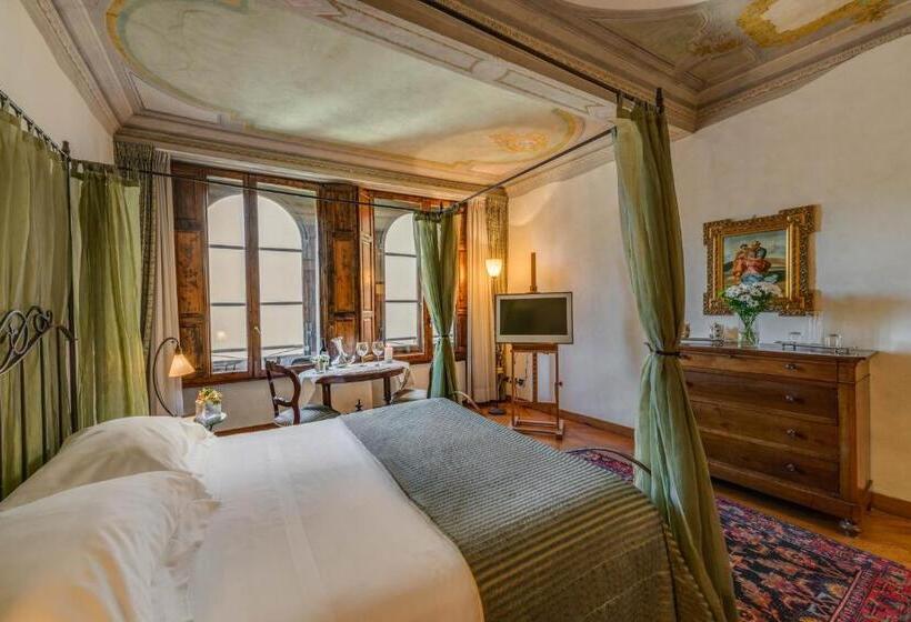 اتاق لوکس با چشم‌انداز, Residenza D'epoca In Piazza Della Signoria