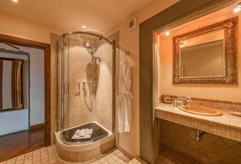 اتاق لوکس با چشم‌انداز, Residenza D'epoca In Piazza Della Signoria