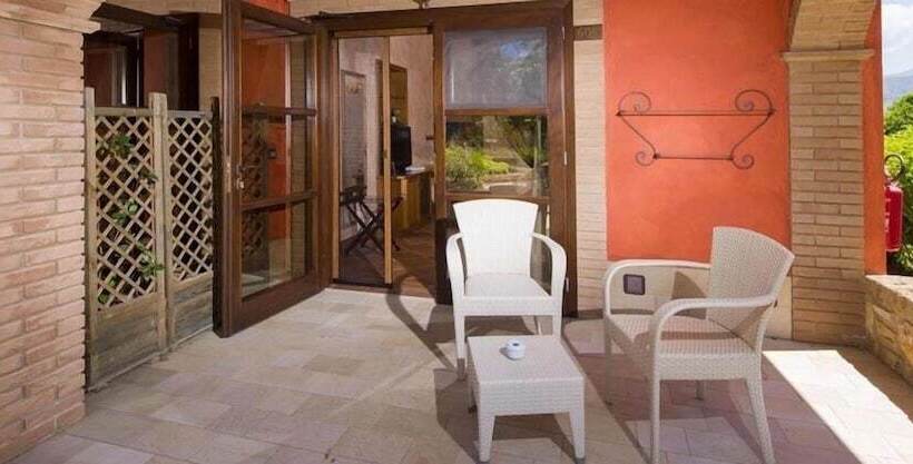 اتاق استاندارد, Sarand Relais Adults Only