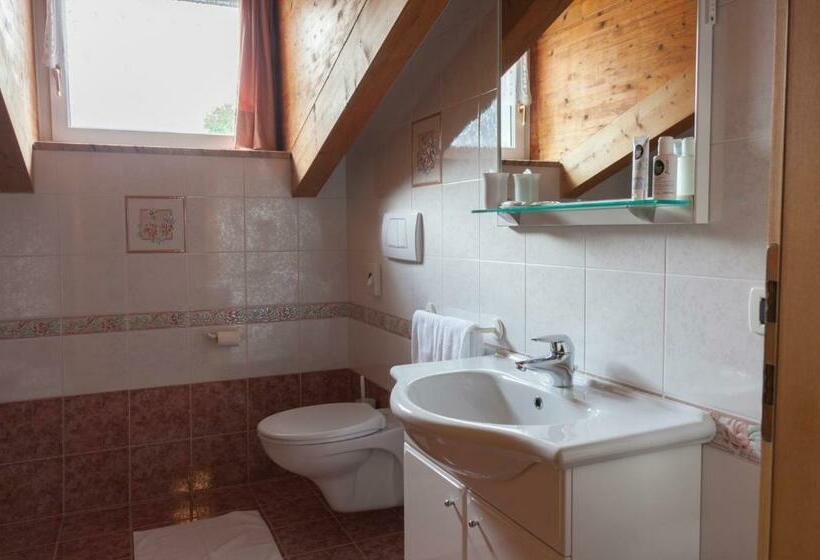 주니어 스위트, Terme Antico Bagno