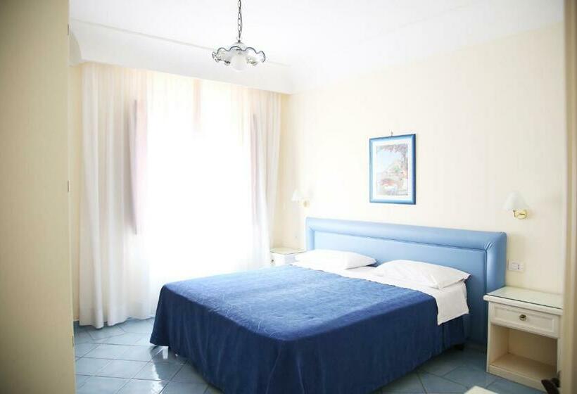 اتاق سوپریور, A Casa Dei Nonni