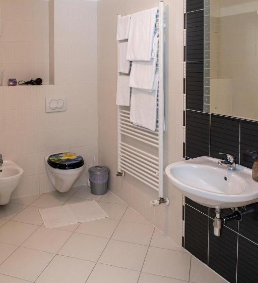 Appartement 3 Chambres, Amfiteatar