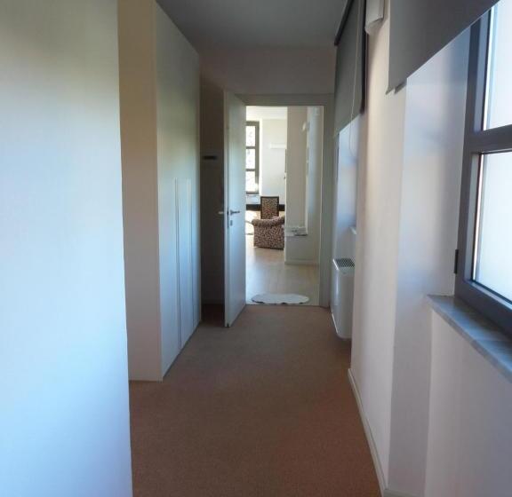آپارتمان 1 خوابه با چشم‌انداز دریا, Miramare Apartments&suites