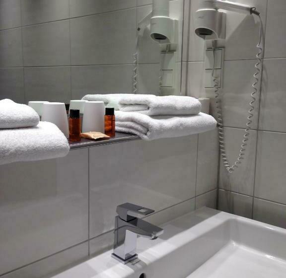 Номер Стандарт Вид на Озеро, Seehotel Forst