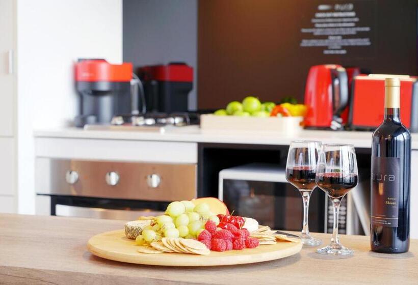 آپارتمان سوپریور 2 خوابه, Aura On Flinders Serviced Apartments