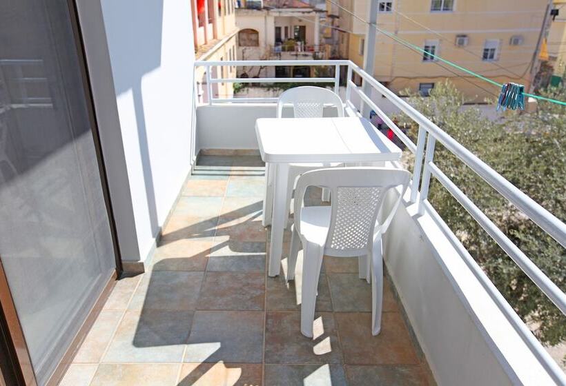 バルコニー付き１ベッドルームアパートメント, Star Hotel Saranda