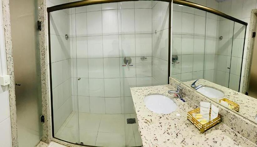 Люкс, Golden Park Sorocaba & Convenções   By Nacional Inn