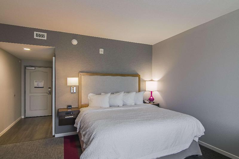 Номер Стандарт Адаптированный для Инвалидов, Hampton Inn & Suites Dallas/richardson