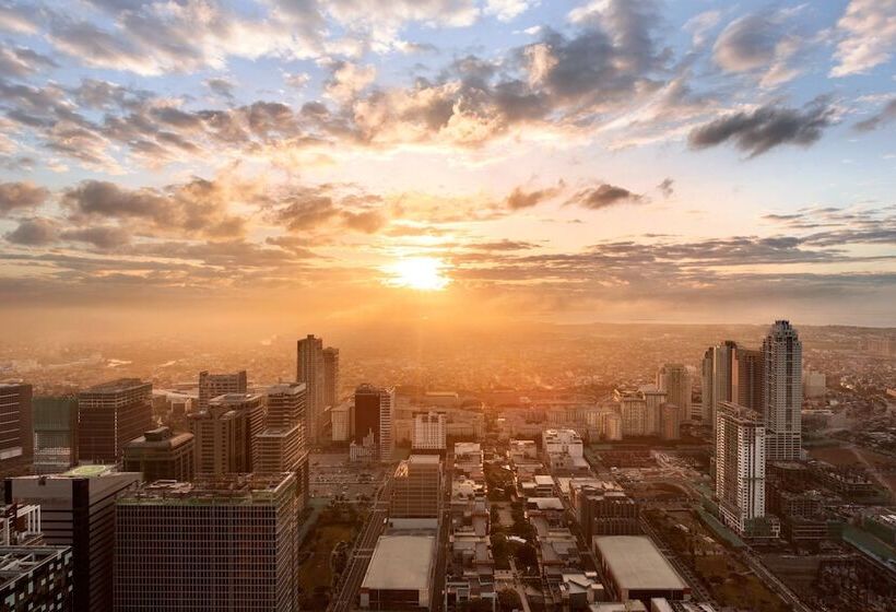 Номер Deluxe, Shangrila The Fort, Manila