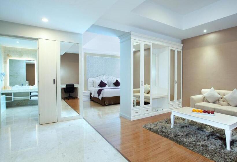 Президентский Люкс, Platinum Hotel & Convention Hall Balikpapan