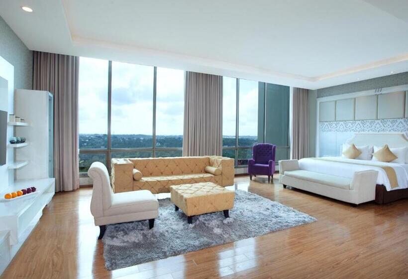 Люкс, Platinum Hotel & Convention Hall Balikpapan