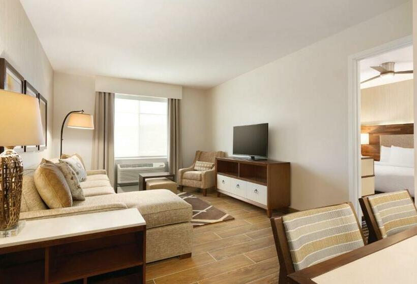 Люкс Кровать Кинг, Homewood Suites By Hilton Augusta