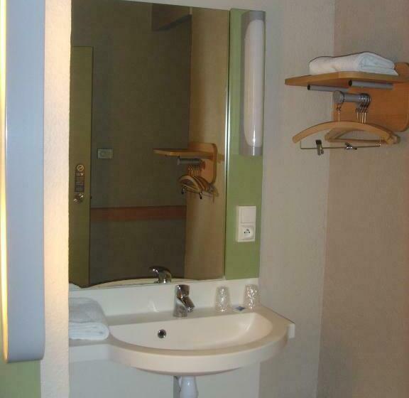 Номер Стандарт, Ibis Budget L'isle Adam