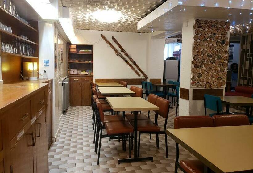Четырехместный Номер Стандарт, Hébergement Artense