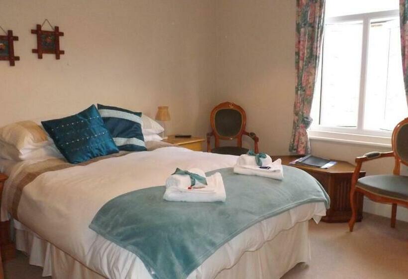 Номер Стандарт, Cedar House B&b