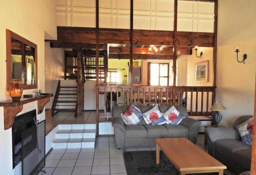 Шале 1 Спальня, Fairways Self Catering
