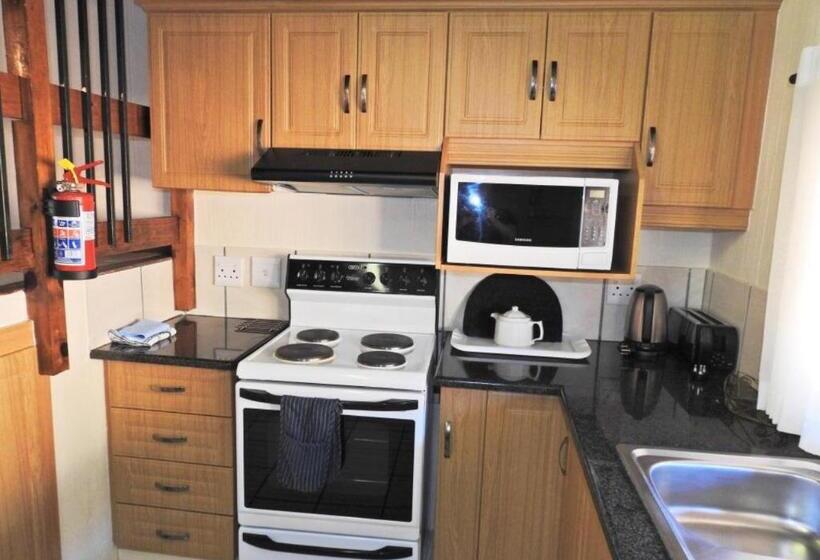 一居室别墅, Fairways Self Catering