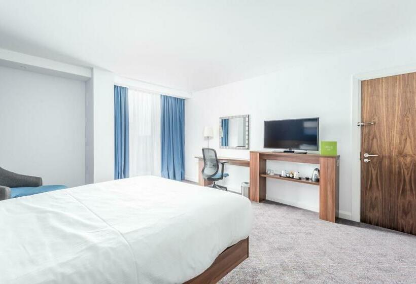 Номер Стандарт, Hampton by Hilton Dundee City Centre