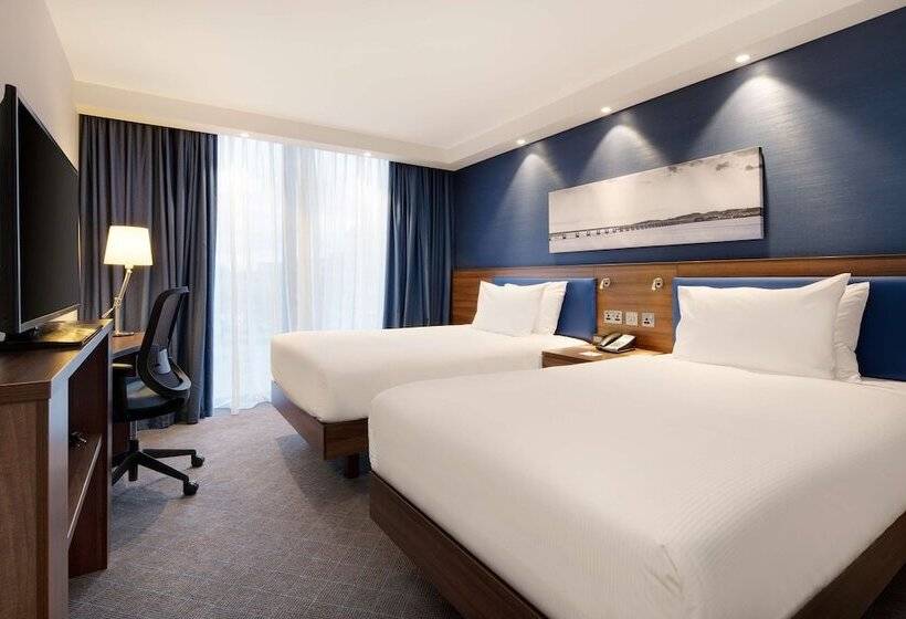 Номер Стандарт, Hampton by Hilton Dundee City Centre