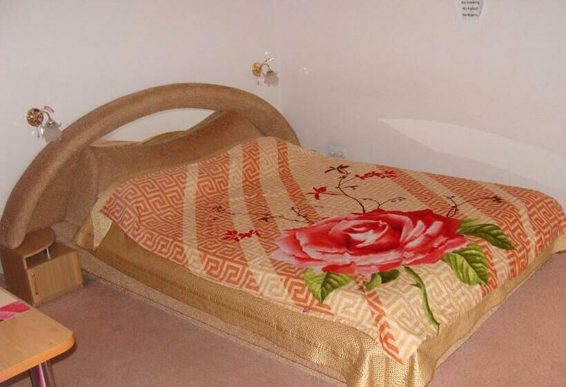 اتاق استاندارد, Lidia