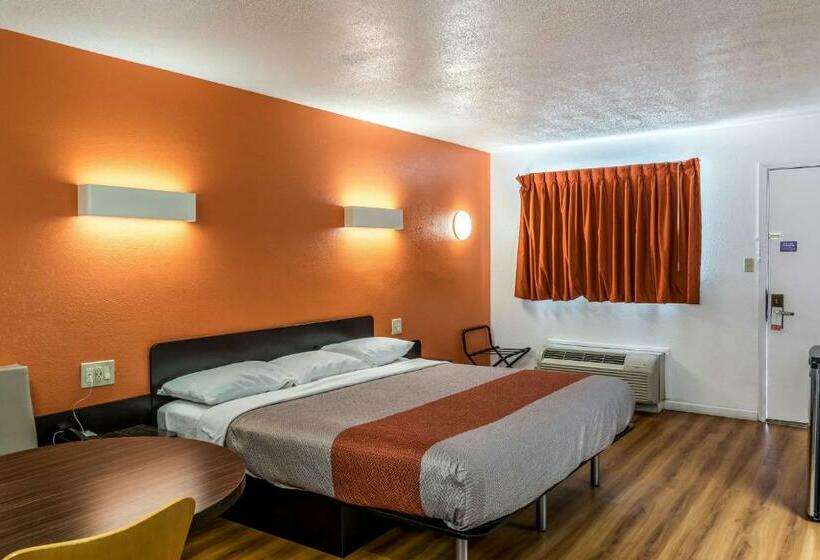 Стандартный Номер Кровать Кинг, Motel 6 Florence, Ky   Cincinnati Airport
