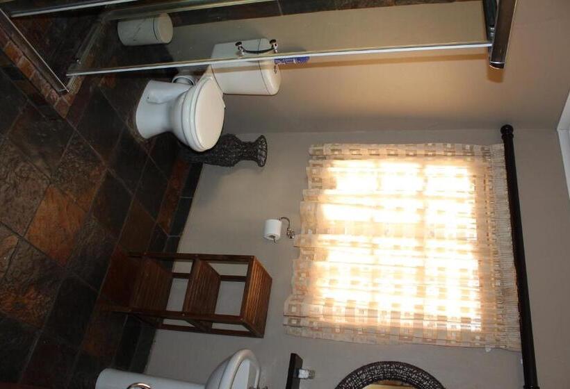 Семейный Номер, Royal Game Guest House