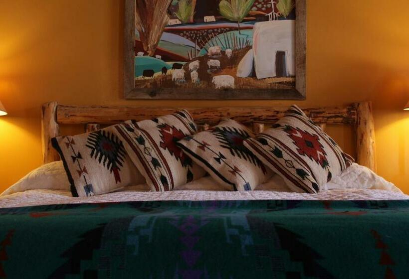 キングサイズベッドのスタンダードルーム, Inn On The Rio