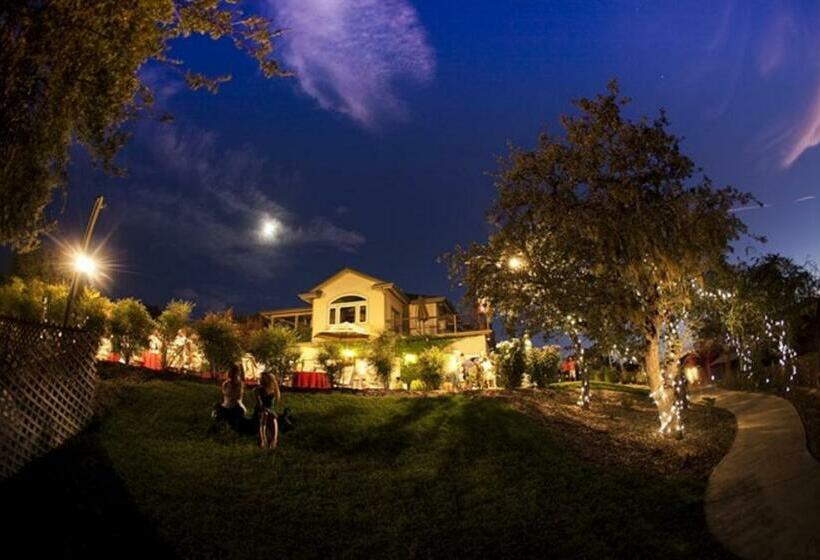 스위트, High Ridge Manor