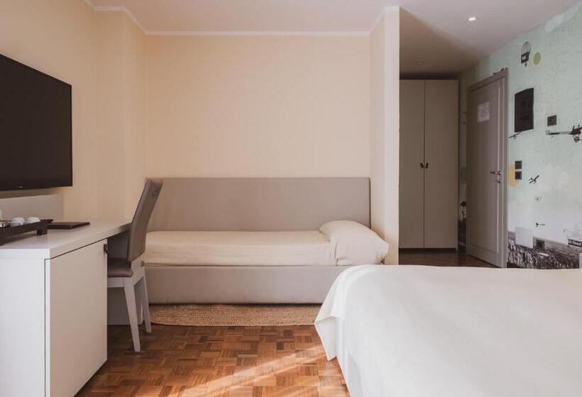 Полулюкс Одноместный с Террасой, Tramas Hotel & Spa