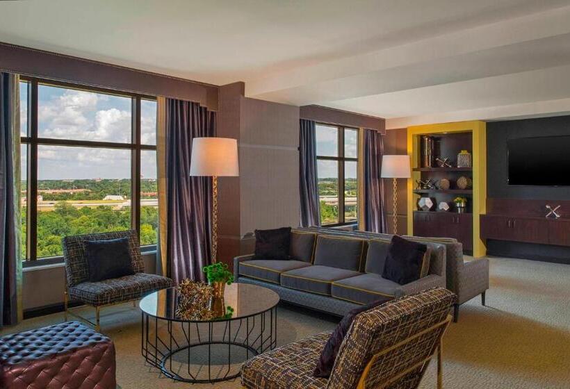 클럽 스위트, Sheraton Austin Georgetown Hotel & Conference Center