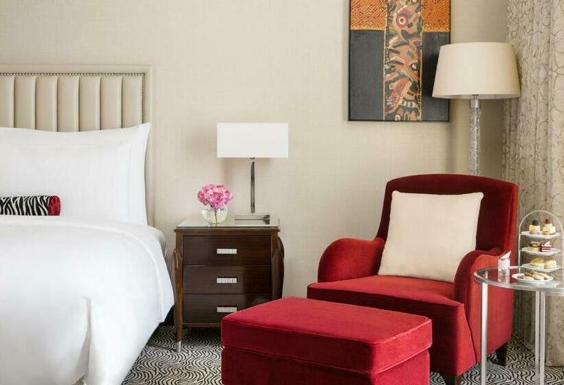 带大床的豪华间, Kempinski Al Othman Hotel Al Khobar