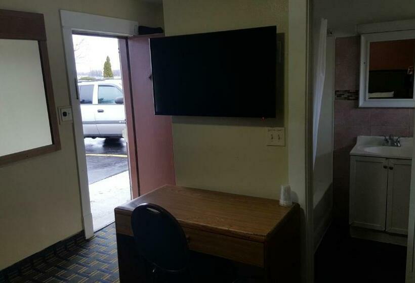 带大床的标准间, Budget Inn Tonawanda