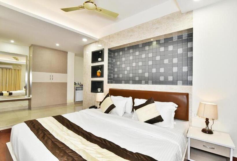 Стандартный Номер Кровать Кинг, Pinaz Royale