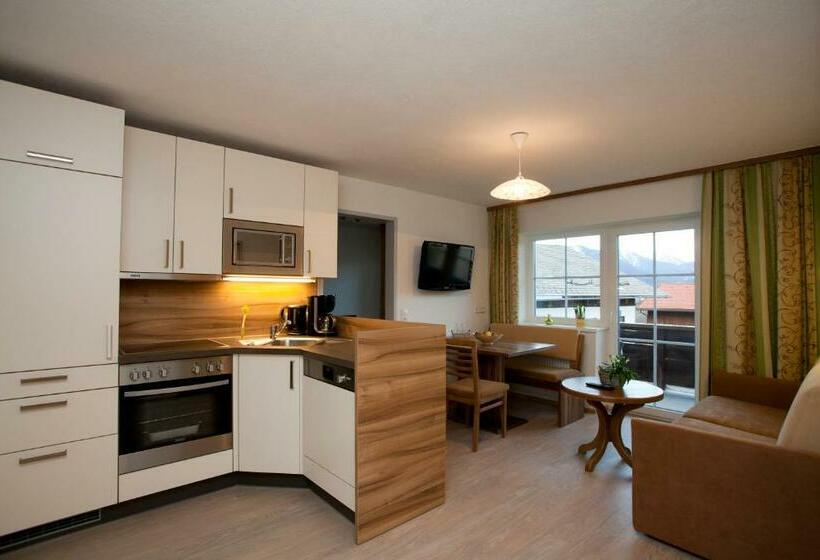 Апартаменты 2 Спальни, Alpenhof Wängle