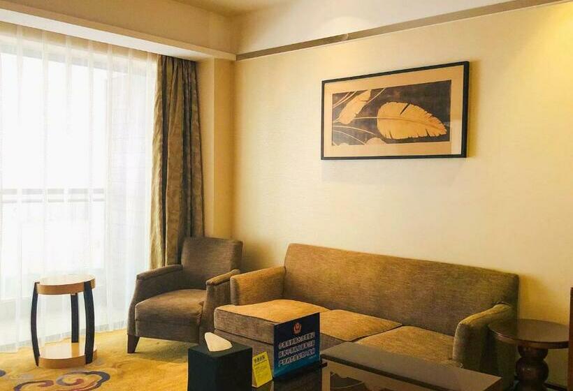 Superior Suite, Holiday Inn Beijing Shijingshan Parkview By Ihg