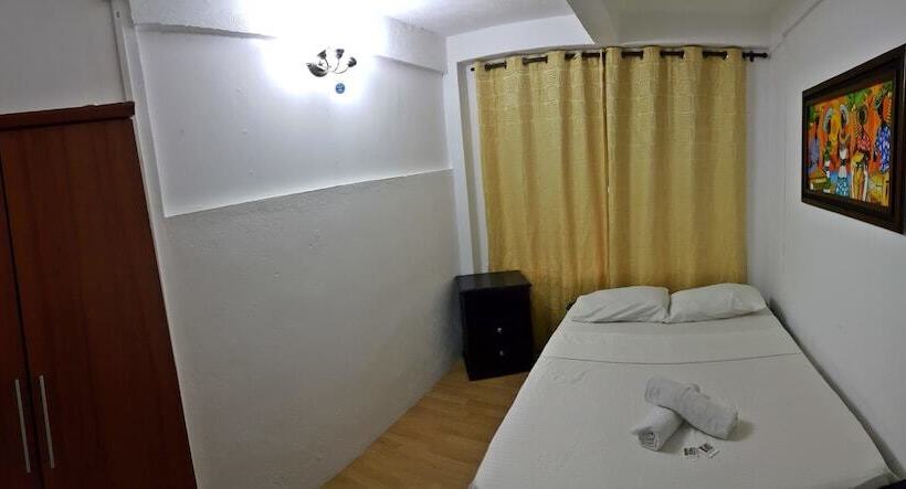 带共用浴室的标准房间, Sheylla's Place