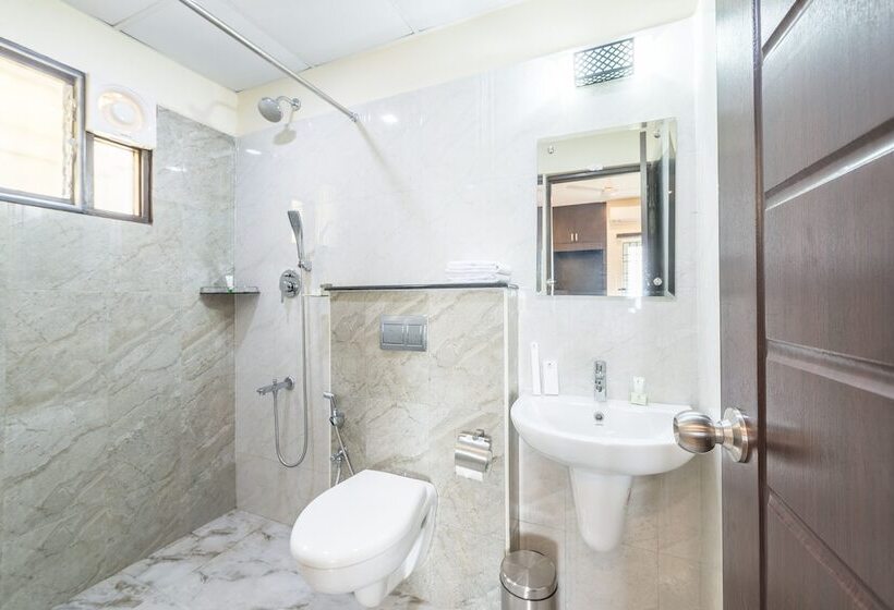 豪华房间, Treebo Adin Residence Chennai Trade Centre
