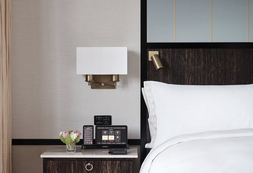 Полулюкс, The Peninsula London