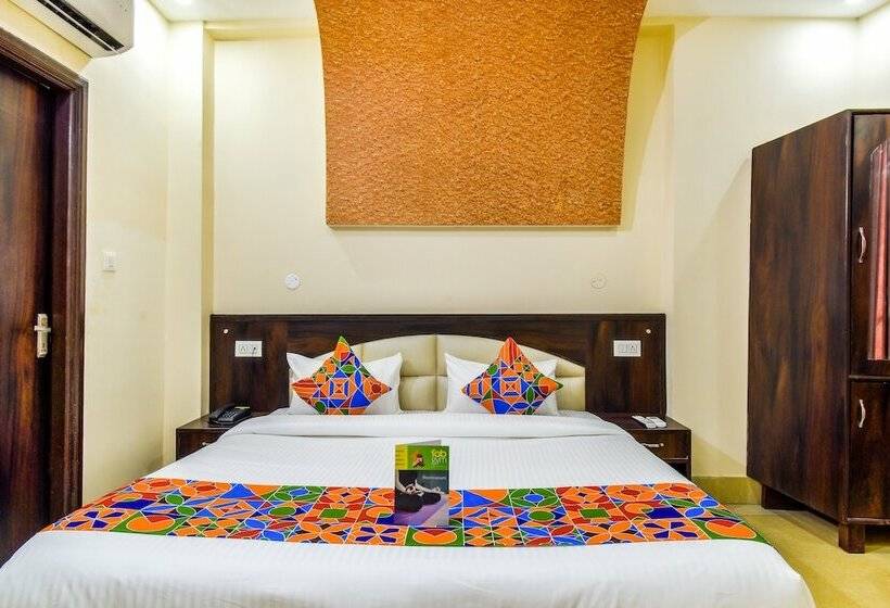 Номер Deluxe, Fabhotel Js Regency