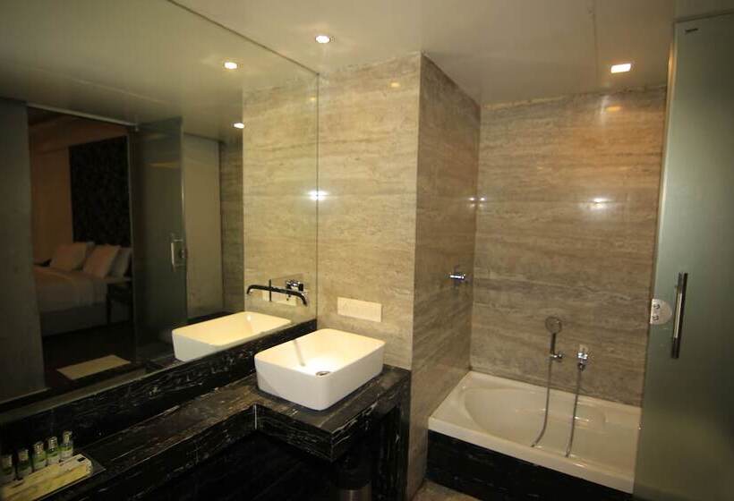 行政套房, Kumar Resort By Turtle, Lonavala