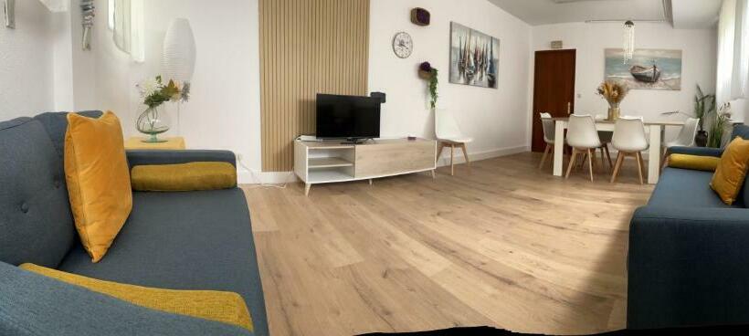 Апартаменты 3 Спальни, Resisantander   Apartamento Para 9 Personas