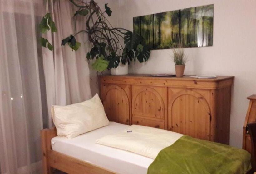 Трехместный Номер Комфорт, Platzhirsch Zur Alten Wagnerei Gästehaus